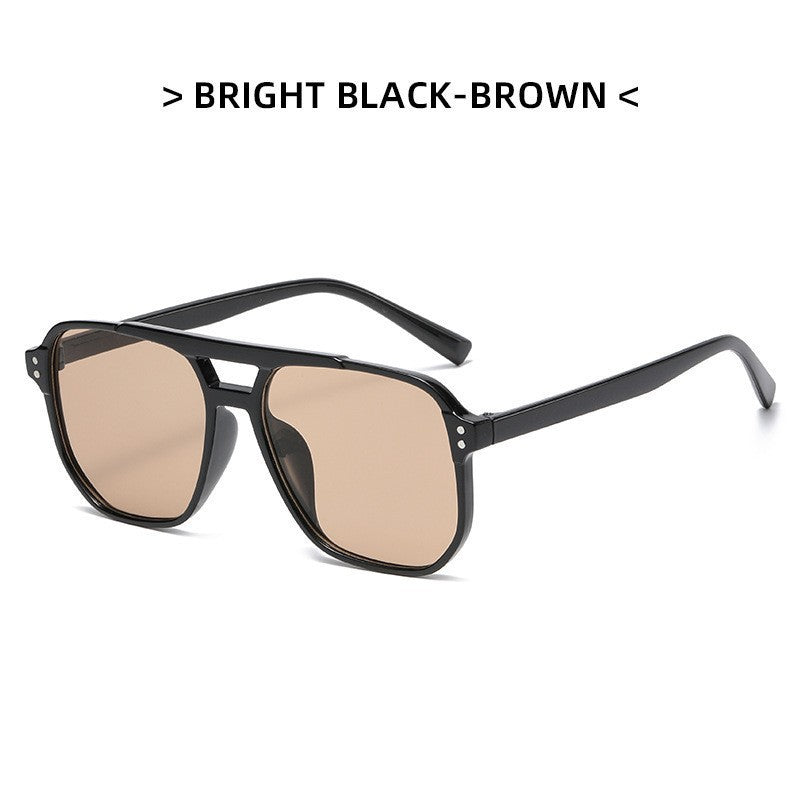 High-end and trendy women's sunglasses
