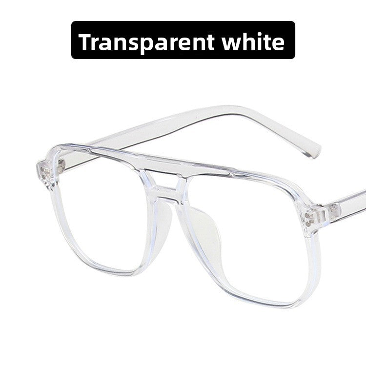 High-end and trendy women's sunglasses