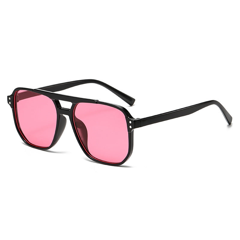 High-end and trendy women's sunglasses